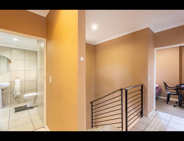 3 BEDROOM DUPLEX FOR SALE IN OAKDALE